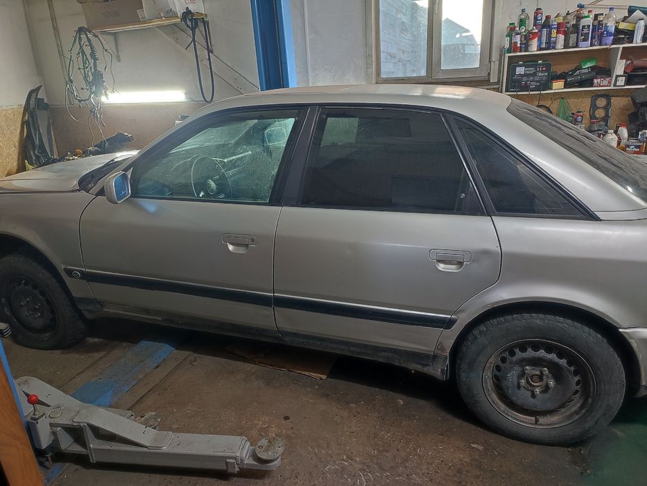 Продам Ауди 100 с4 полный привод.
