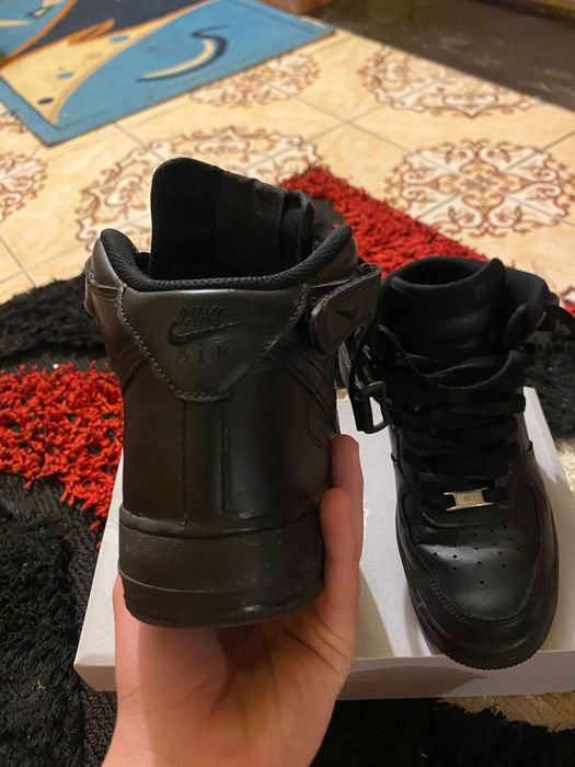 Air force 1 black mid