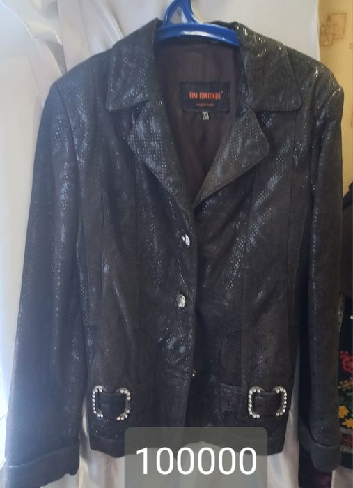 Костюмы,кардиган, пальто