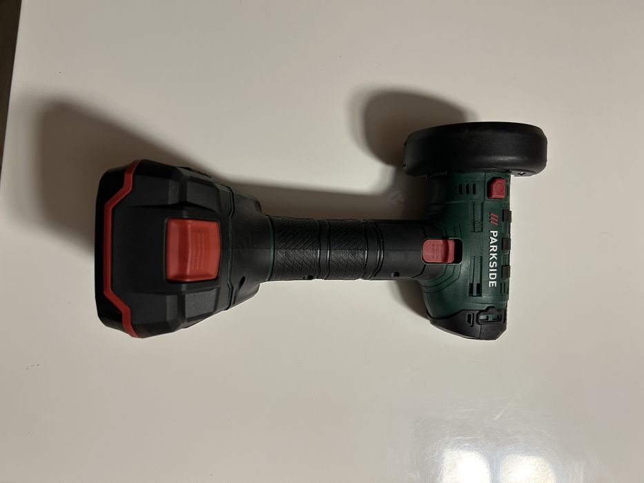 Minipolizor unghiular Parkside cu acumulator
