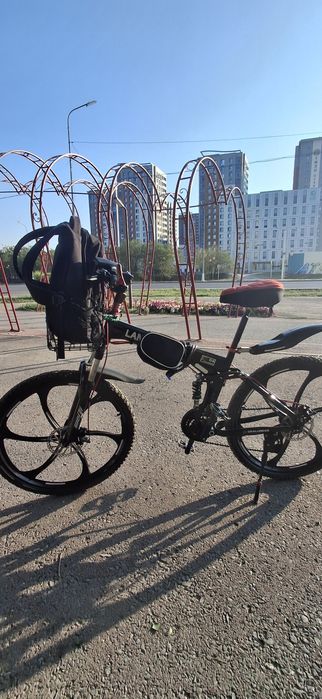 Продам велик 35000