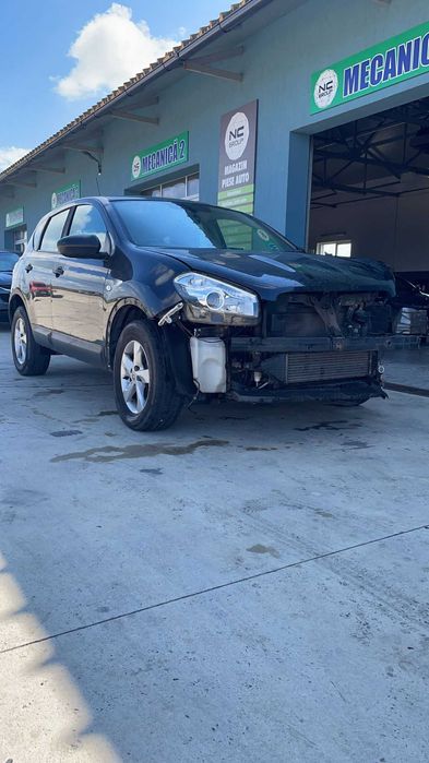 Compresor ac Nissan Qashqai J10 1.6 DCI R9M si alte piese