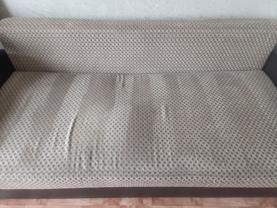 Продам диван б/у