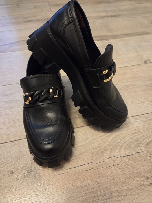 Pantofi din piele marimea 37