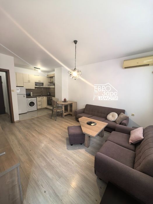 Двустаен апартамент под наем в района на V-то Основно Училище