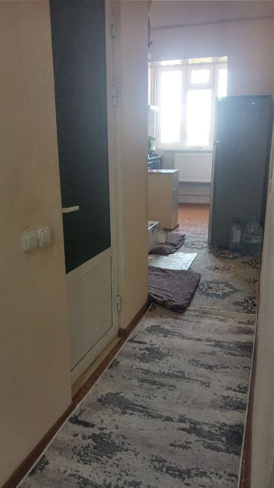 Шаҳар марказида 4 хонали уй сотилади, шошилинч