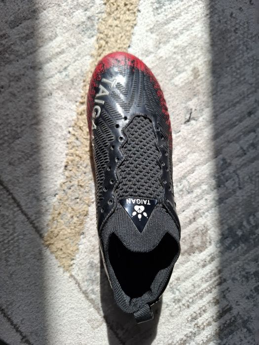 Бутсы фирмы:TAIGAN