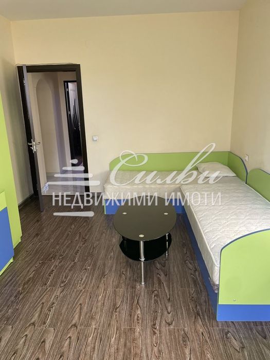Дава се под наем Тристаен апартамент в Шумен, Център - 68 кв.м за 382.5 € - Снимка #5