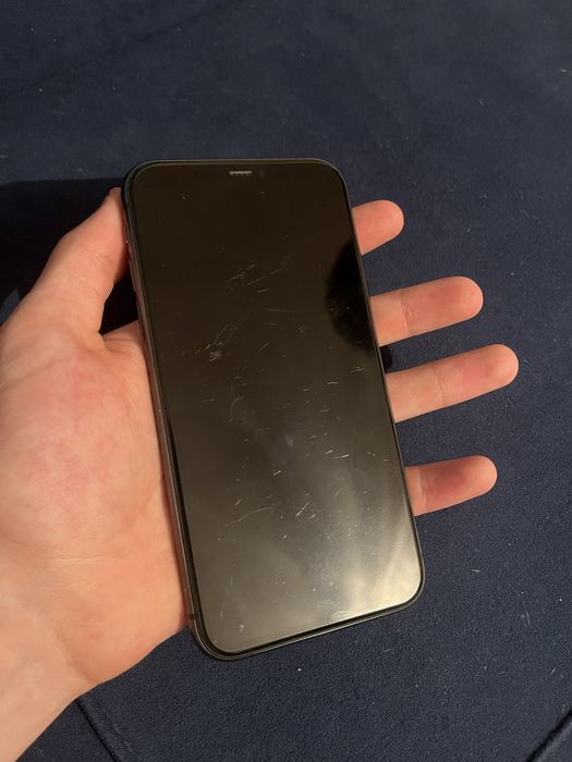 Iphone 11 64gb 78% akb