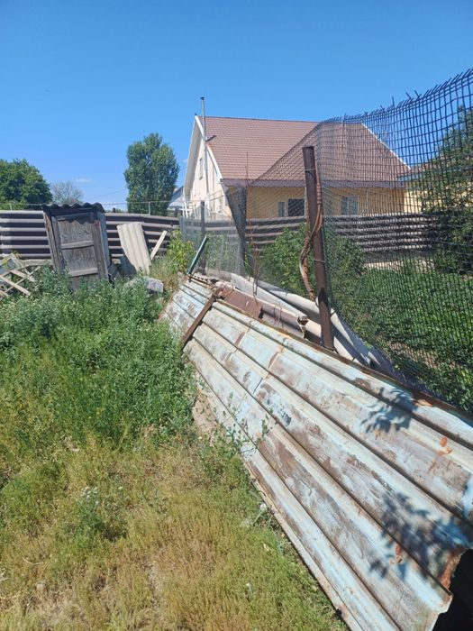 Продам срочно металлические листы