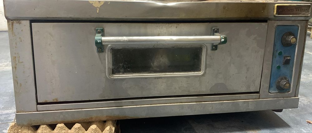 Продам бу Духовку печь