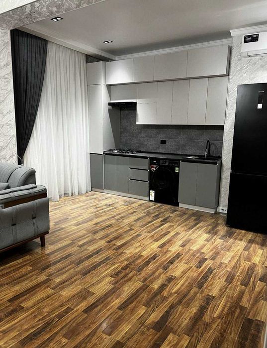 Сдается 1х комнатная квартира на 8 этаже Ориентир Бухара сити