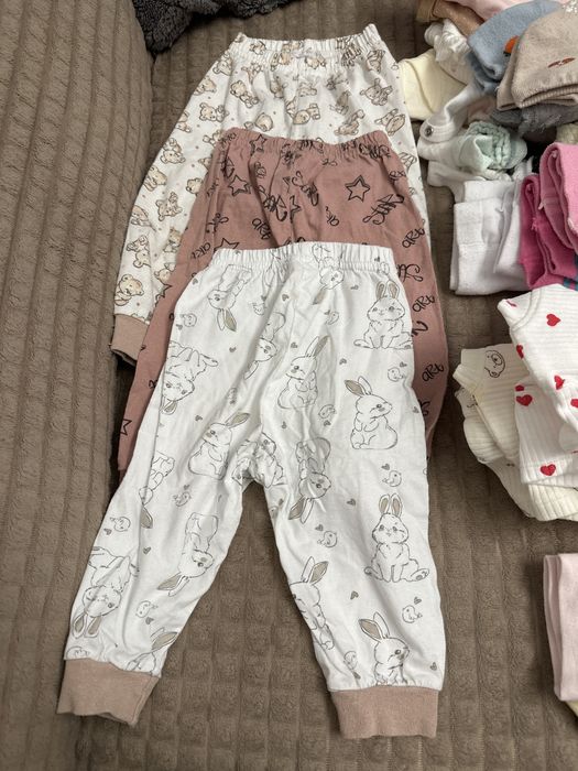 Продам детские вещи