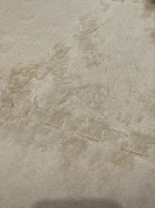 Детский ковер пазл 70 штук.