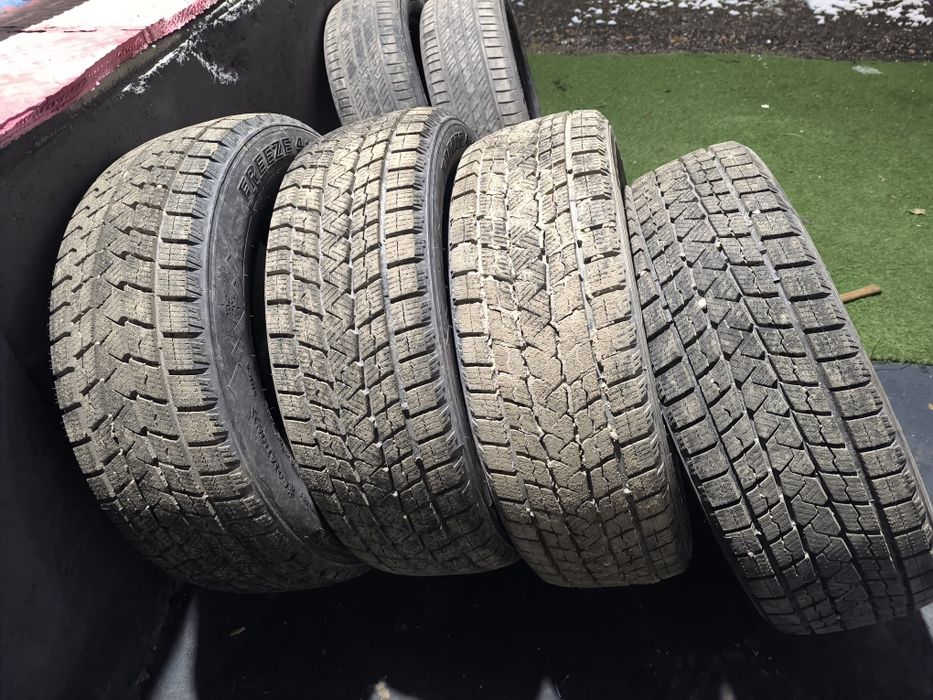 Продам зимние шины