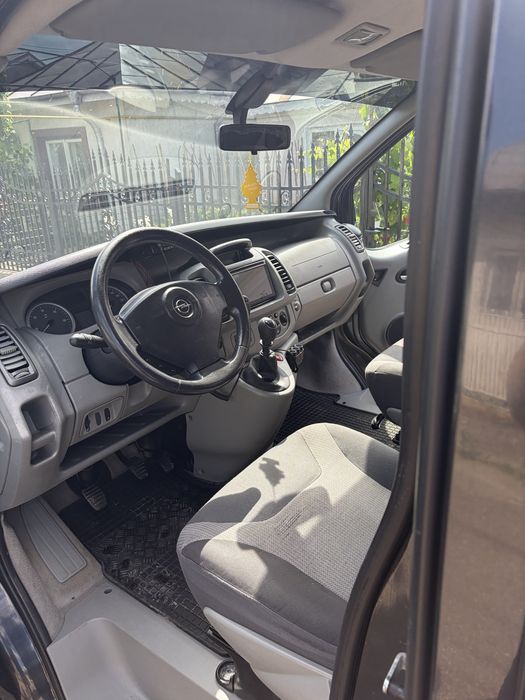 Opel Vivaro 7+1