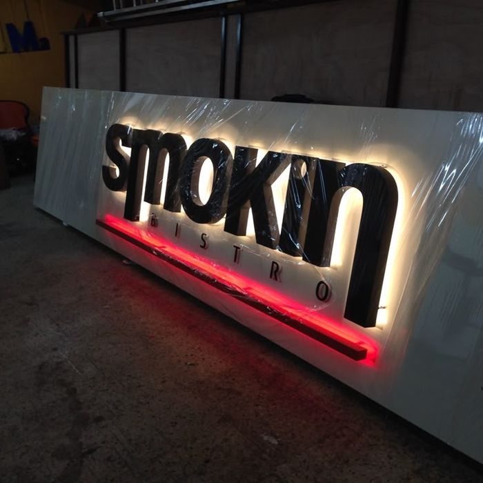 Bukva Neon Banner Reklama xizmatlari