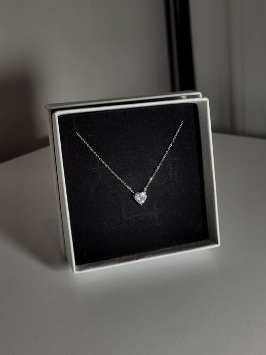 Colier din argint cu inimioara swarovski