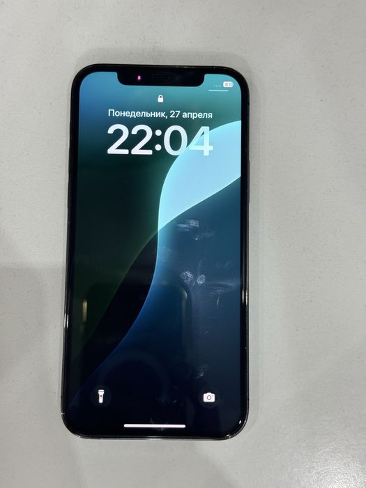 Iphone 12 pro. В идеальном состоянии.