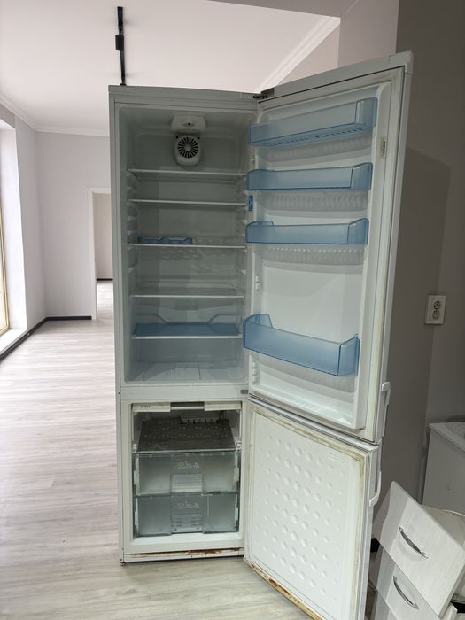 Холодильник не рабочий