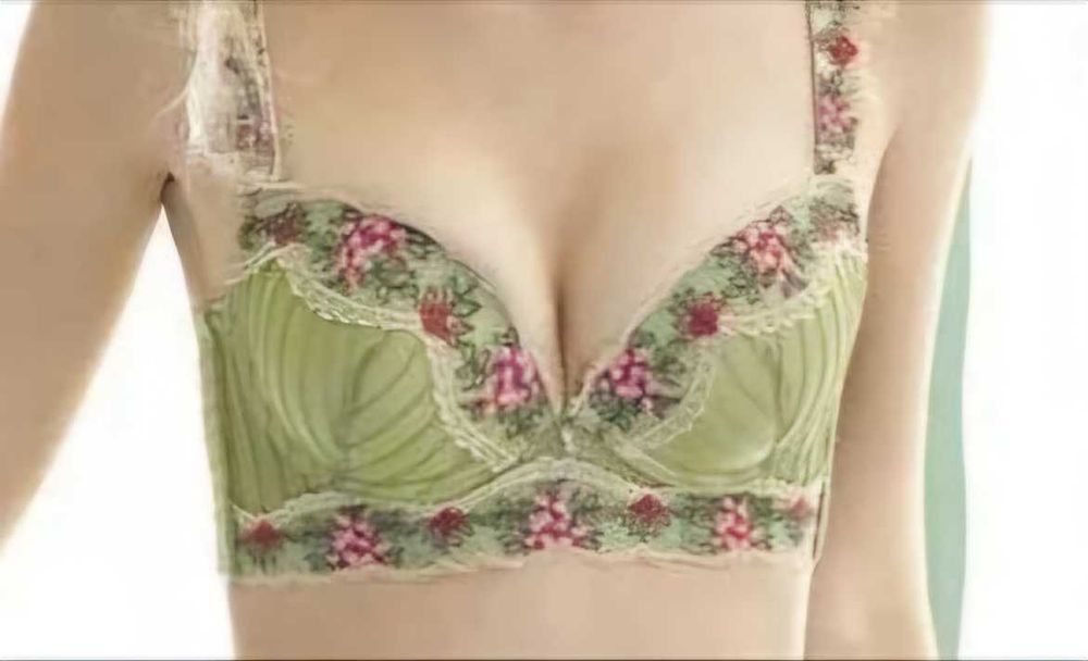 Продам комплект женского белья