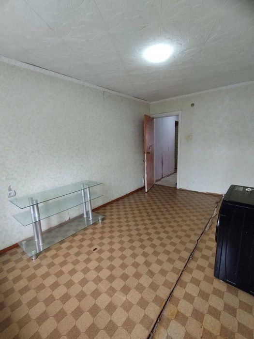 Продам 2-комнатную квартиру