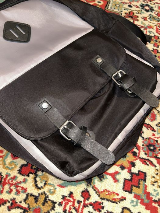 Рюкзак серого цвета