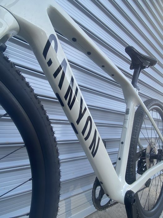Canyon Grizl CF 7