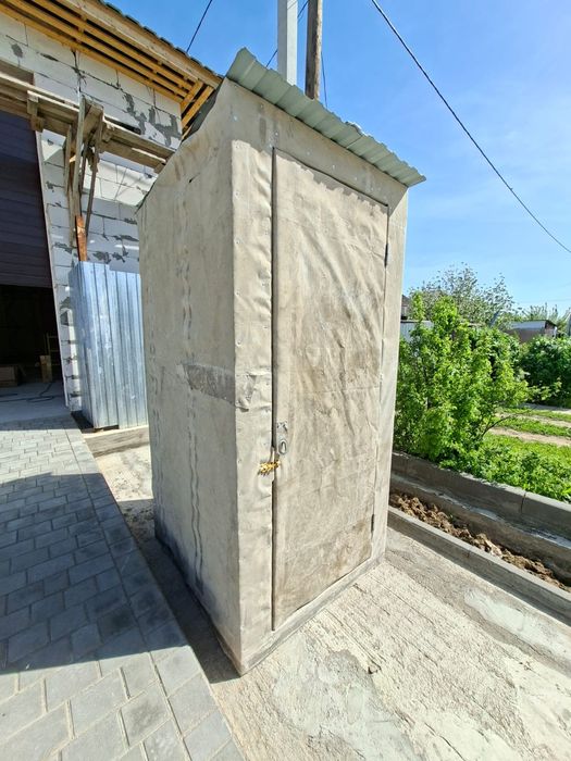 Продам туалет уличный