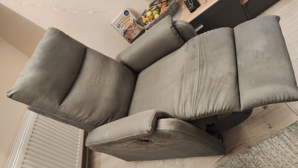 Електрически стол с падаща облегалка