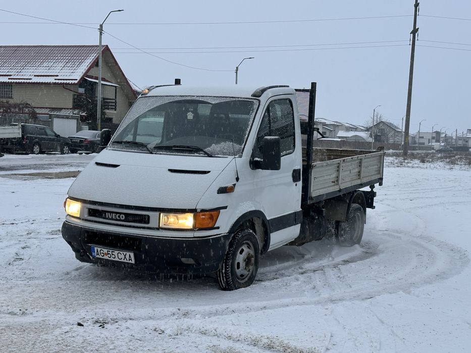 Vand bascula Iveco Daily din anul 2005 motor de 2.8 diesel