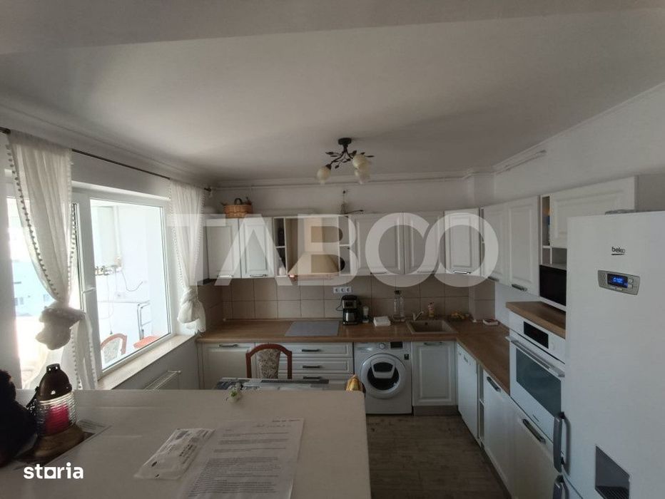 Apartament de vanzare cu 2 camere si balcon zona Siretului Sibiu