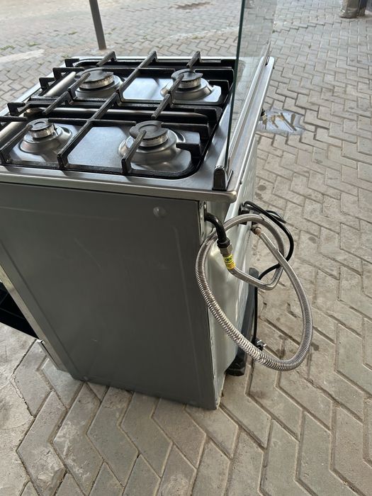 Газплита с эл. духовкой Midea