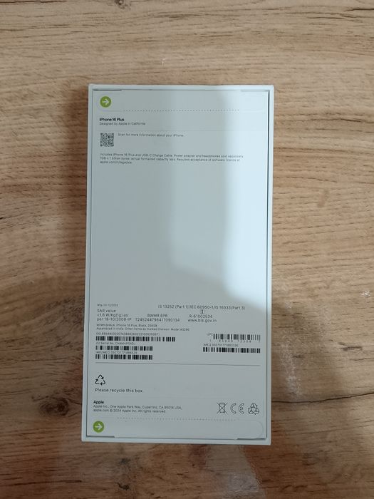 iPhone 16 plus новый, с гарантией