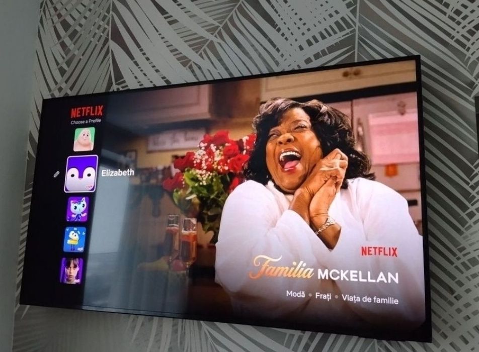 Televizor smart 4k SAMSUNG diagonala 138 cm Smart 4K Ultra HD