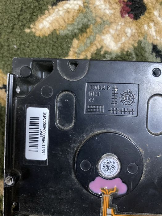SSD жесткий диск 250гб памяти