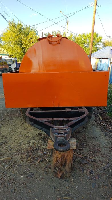 Бочка на колесах продам!