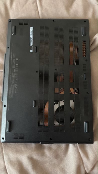 Ноутбук msi cyborg15