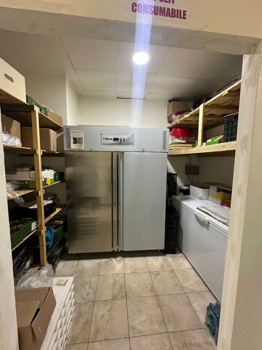 Vand Brutarie Patiserie Cofetărie