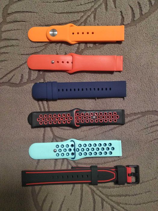 Каишки за часовници, различни цветове и модели