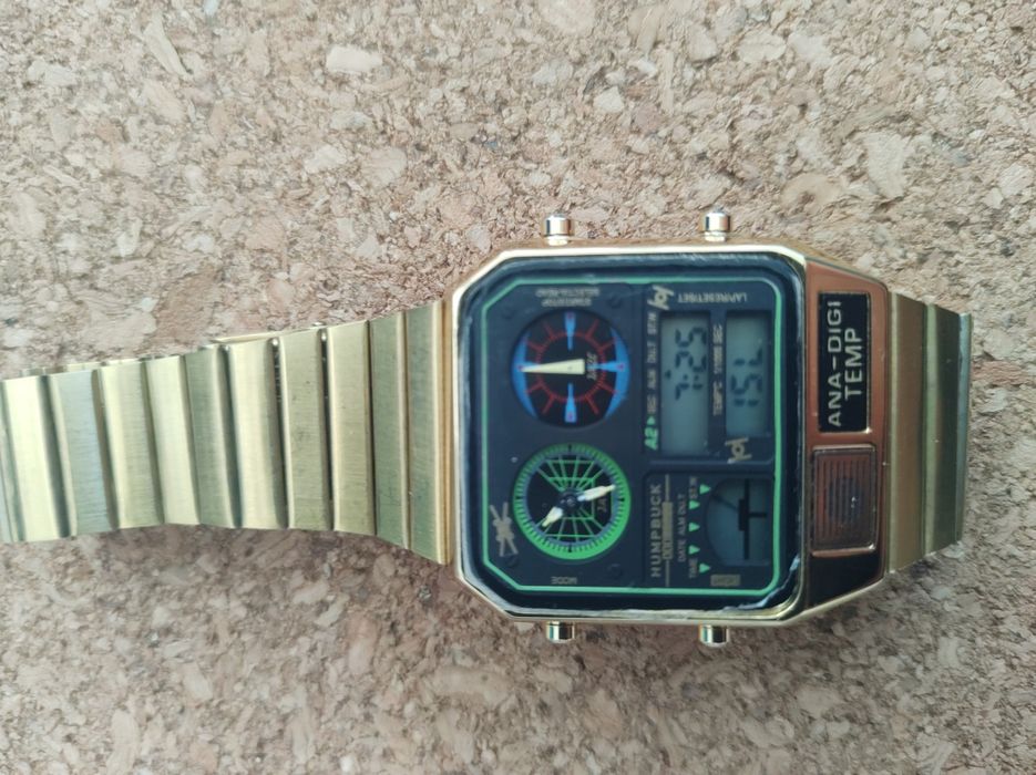 Часовник humpbuck ck 0004