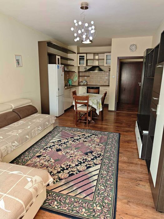 Дава се под наем Двустаен апартамент в Стара Загора, Три чучура - център - 70 кв.м за 357 € - Снимка #1