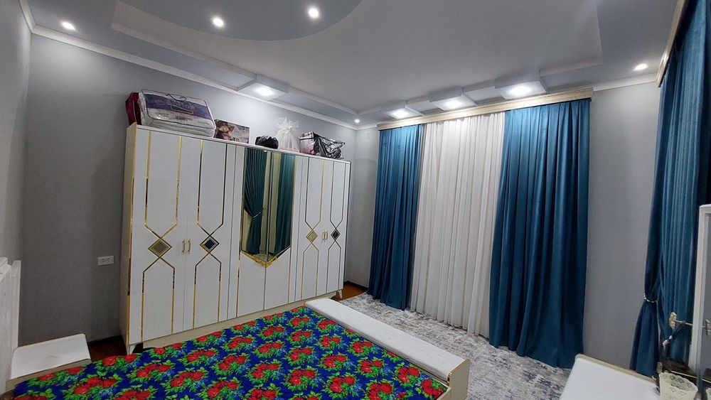 Uy sotiladi. Jizzax shaxar O'ratepalik maxallasi