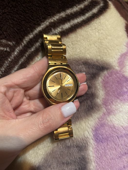 Продам швейцарские часы SWATCH Irony