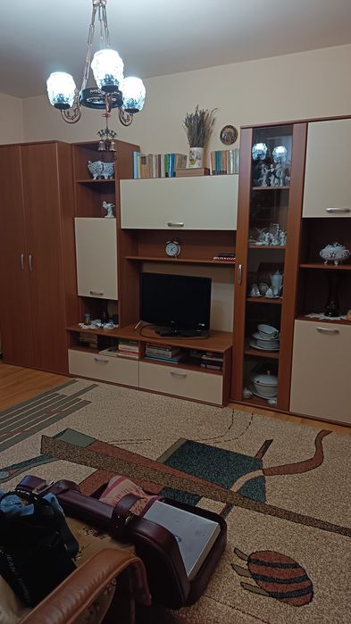 Vând apartament 2 camere