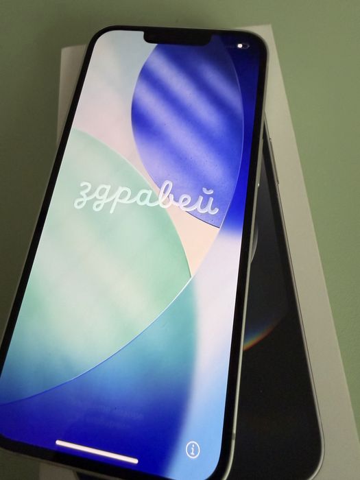 Iphone 16e 128 gb бял