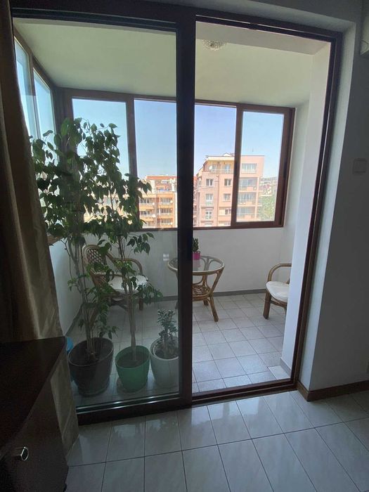 собственик дава под наем