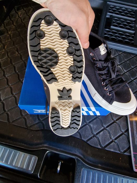 Vand Adidas Nizza Trek marimea 38 2/3 si 39 1/3