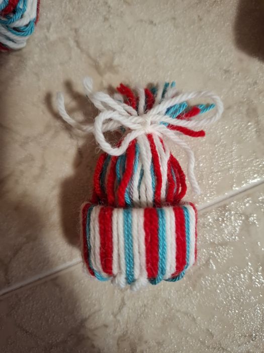 Ръчно направени вълнени шапчици