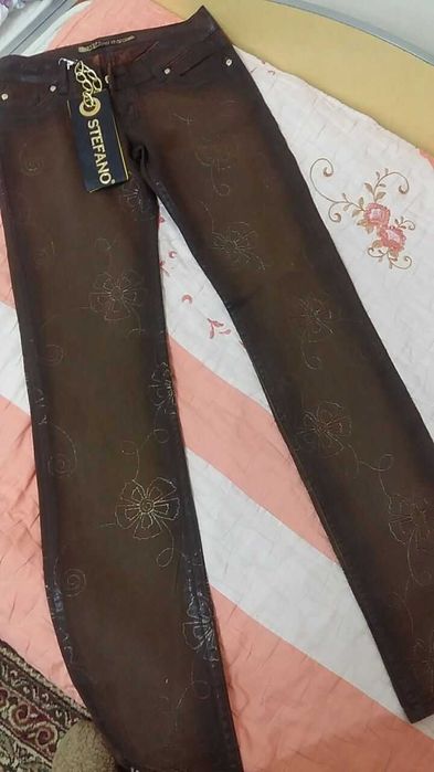 Кофточки,  брюки, юбки, шапки ремни